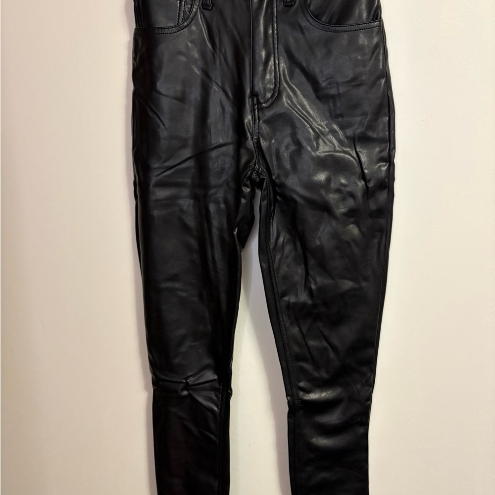 Abercrombie & Fitch Black Vegan Leather The Skinny High Rise Pants Size 25/0